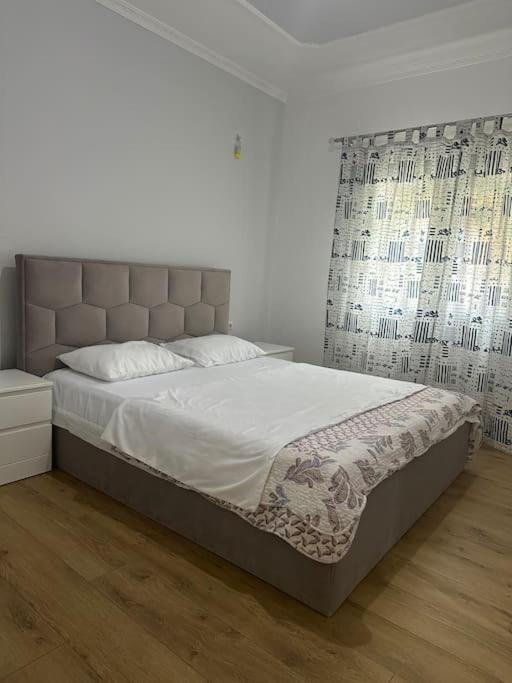 Ecoluxe Tropoja Apartment Bajram Curri